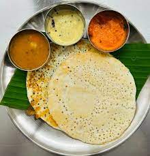 4 Thattu Dosa + Chutney + Sambar