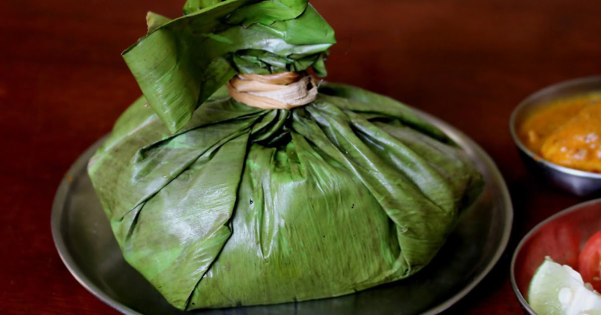 Chicken Omelette Kizhi Porotta